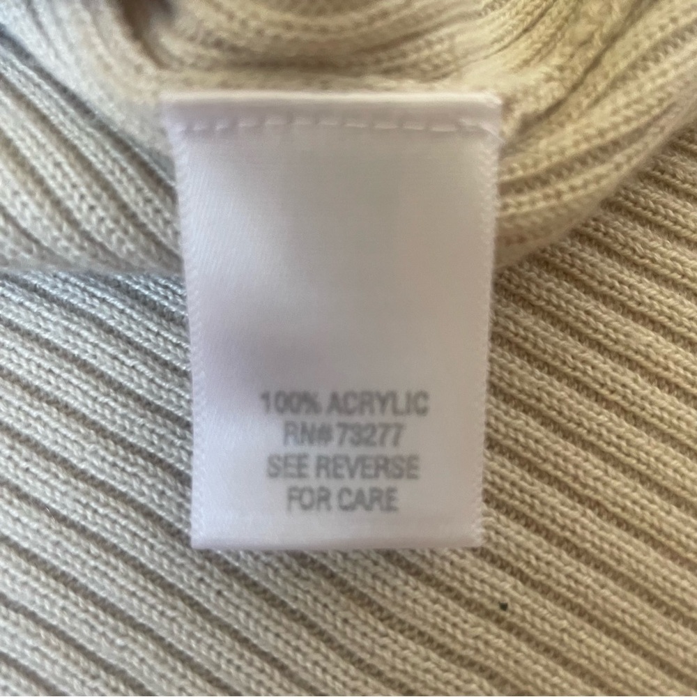 |Croft & Barrow| cream ribbed mock turtleneck top Medium Woman’s - Picture 4 of 5